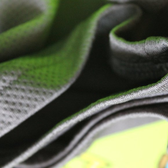 Under Armour YXL LOOSE Workout Pants - Picture 9 of 11